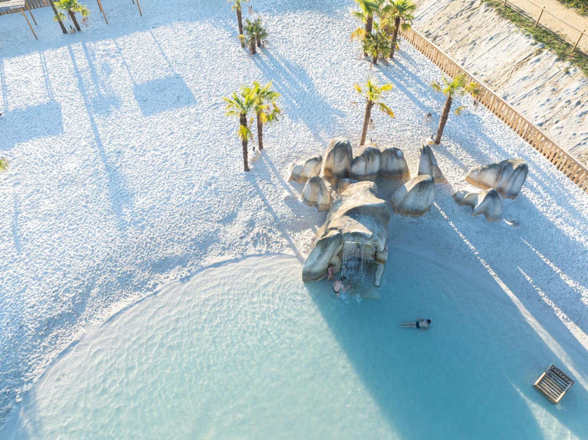 Holiday park Village - Defiplanet' Dienne (Vienne)