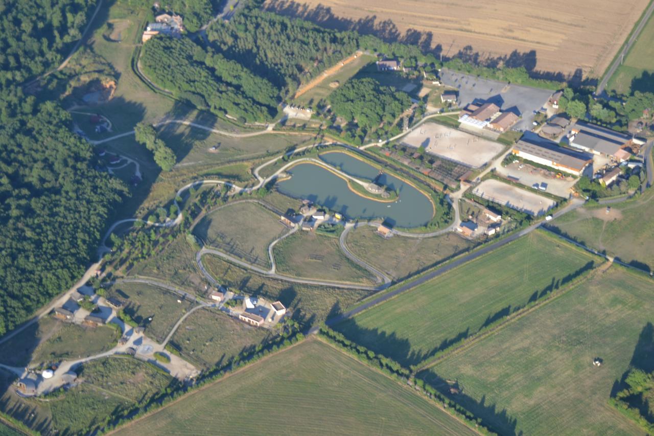 Holiday park Village - Defiplanet'