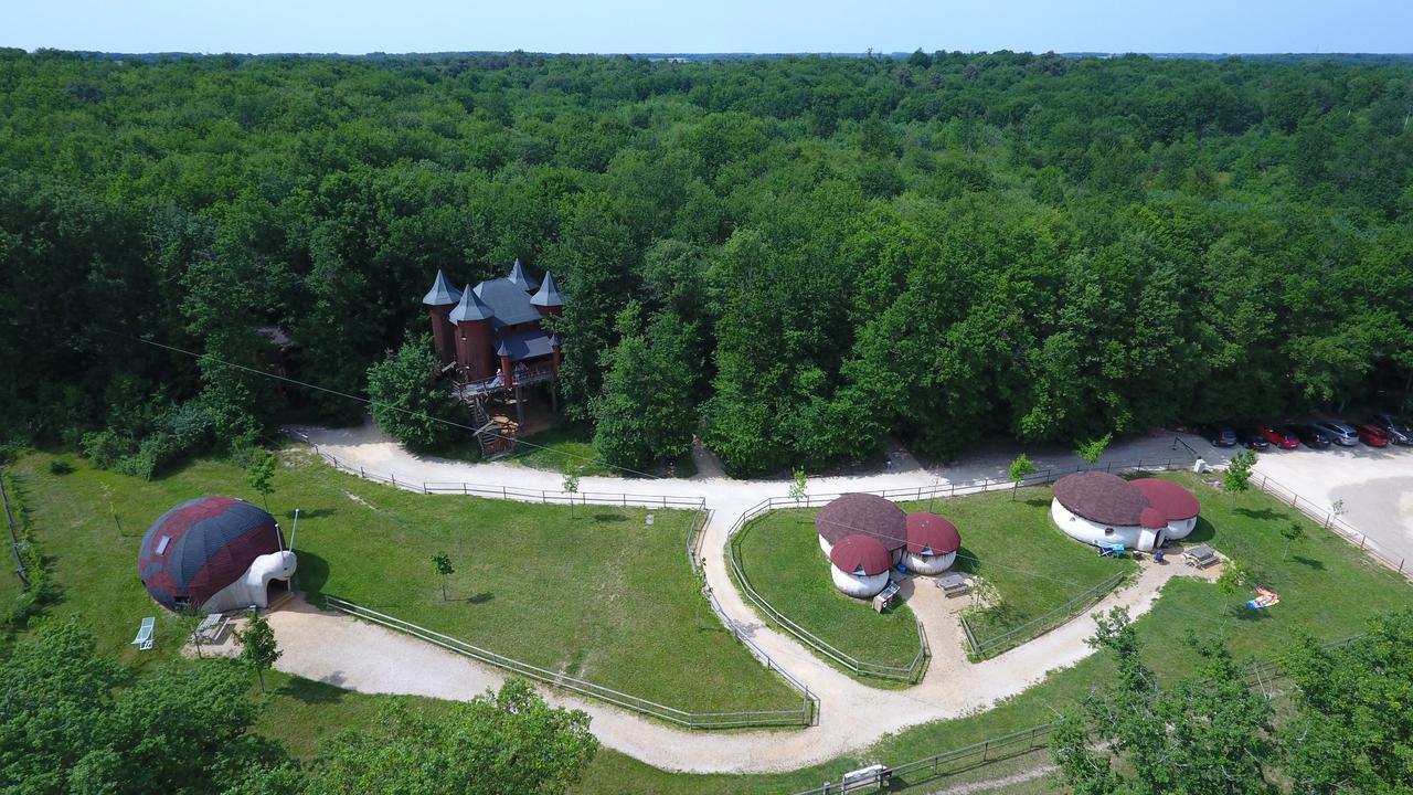 Village - Défiplanet' *